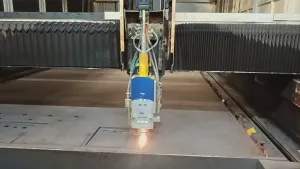 Laserowa głowica tnąca fiber GH15B do cięcia stali węglowej 22 mm