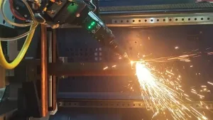 Laserowa głowica tnąca LCF15A1 12 kW na azot do cięcia stali węglowej 4 mm (8 m/min)