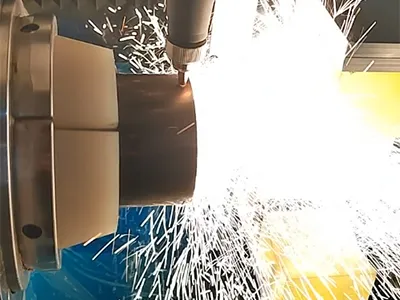 Laserowa głowica tnąca fiber 6/8 kW