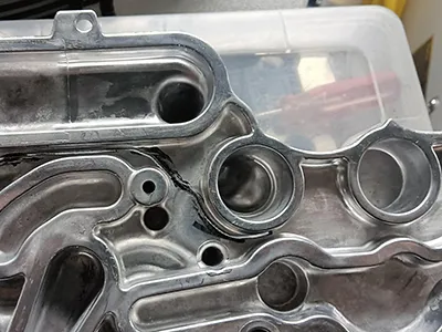 Laserowa głowica tnąca fiber 15 kW z autofokusem