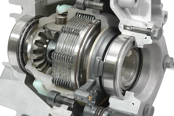 Głowice laserowe do spawania układów napędowych